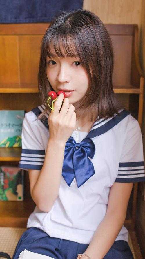 穿越小白脸，女帝只想要我完结版