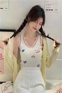 穿越小白脸,女帝只想要我完整文本阅读