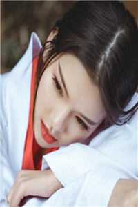 畅销书目穿越小白脸，女帝只想要我