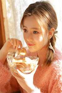 热门小说说我穷酸样?亮出身份吓死你小说