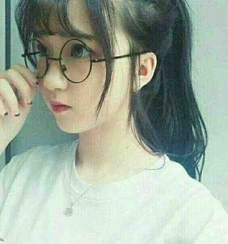 全家读心：炮灰媳妇逆袭了在线看